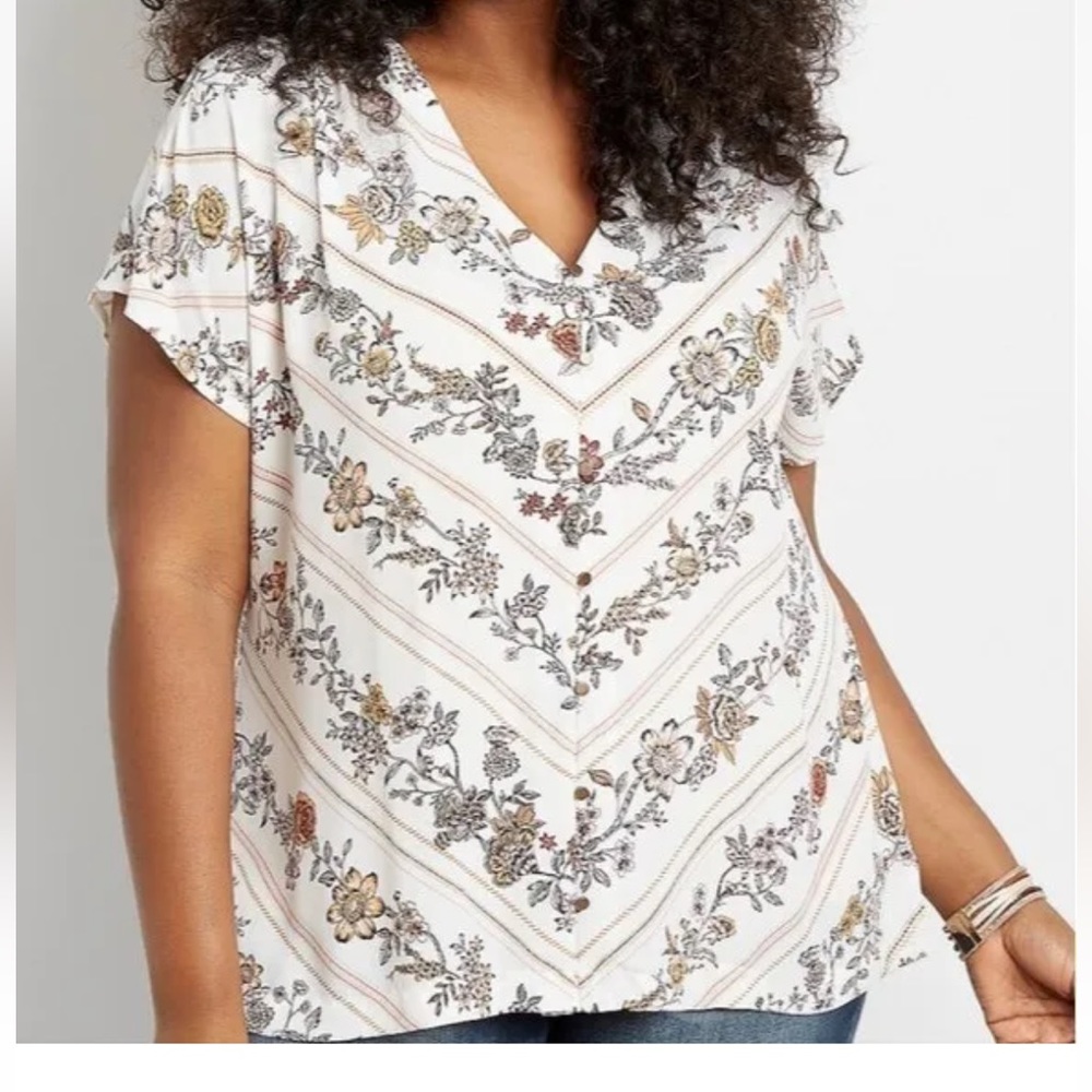 Maurices White Floral Button Down Short Sleeve Blouse